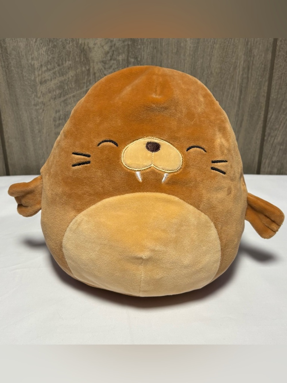 Squishmallows 8" Bruce the Walrus Brown Plush Kellytoy Official Sea Life Stuffed